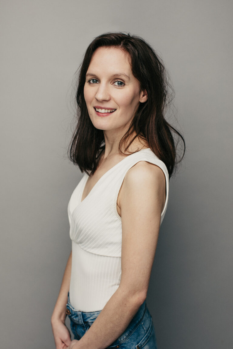 Lea Helmuth